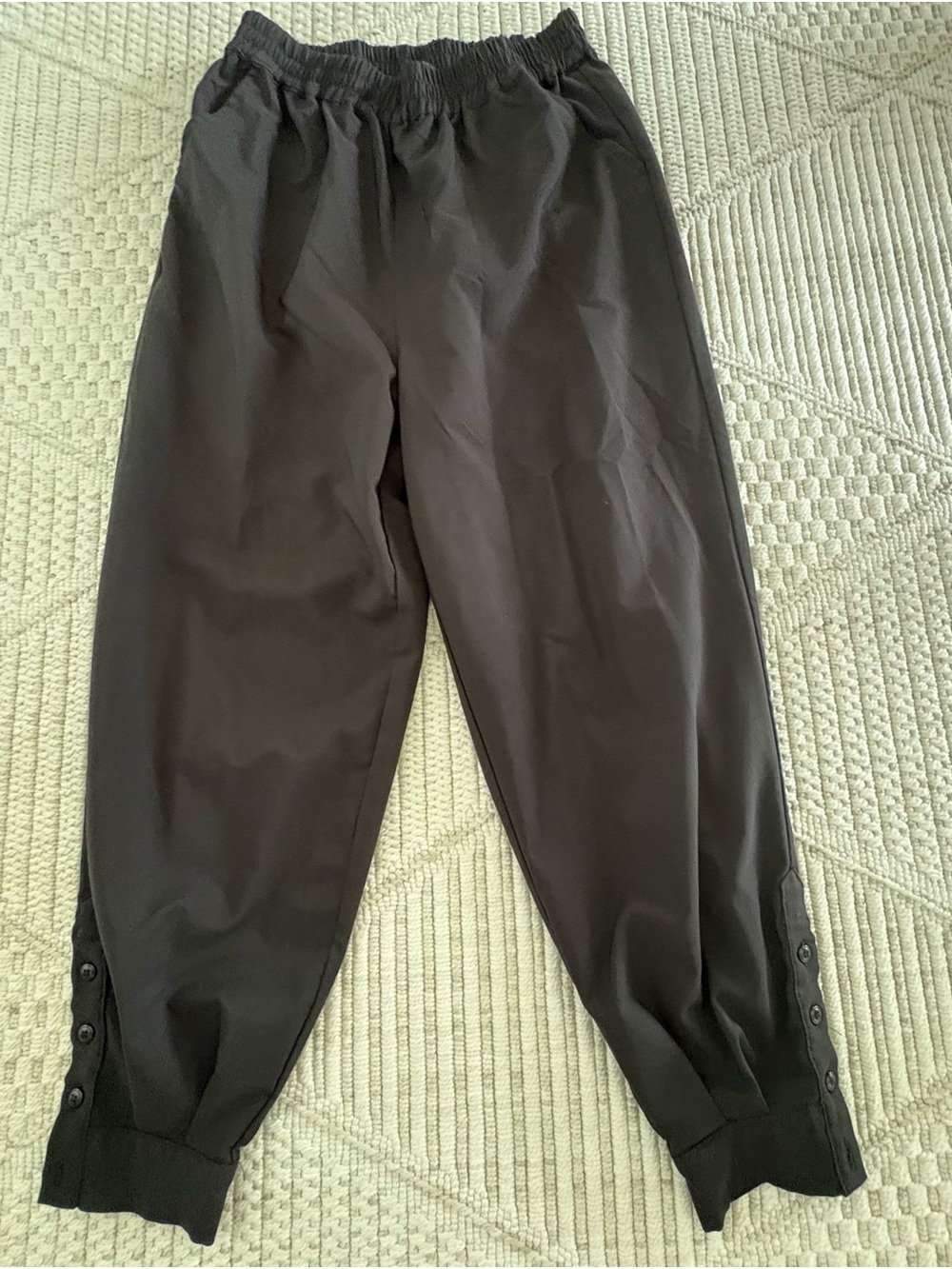 Women’s Black Elastic Waist Button-Cuff Pants